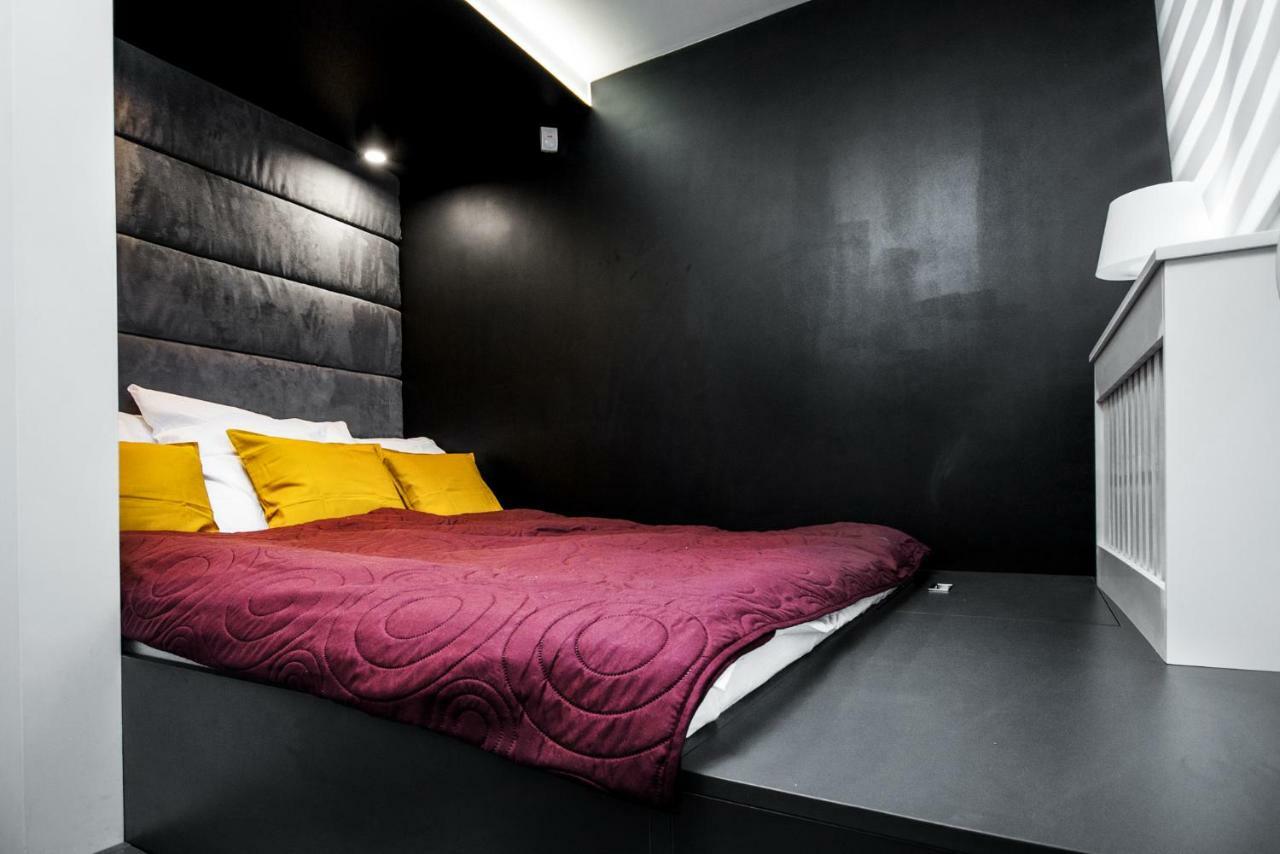 Apartament Rynek22 カジミエシュ・ドルニ エクステリア 写真